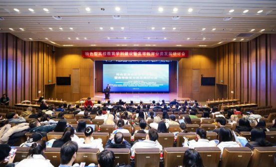 与北京航空航天大学